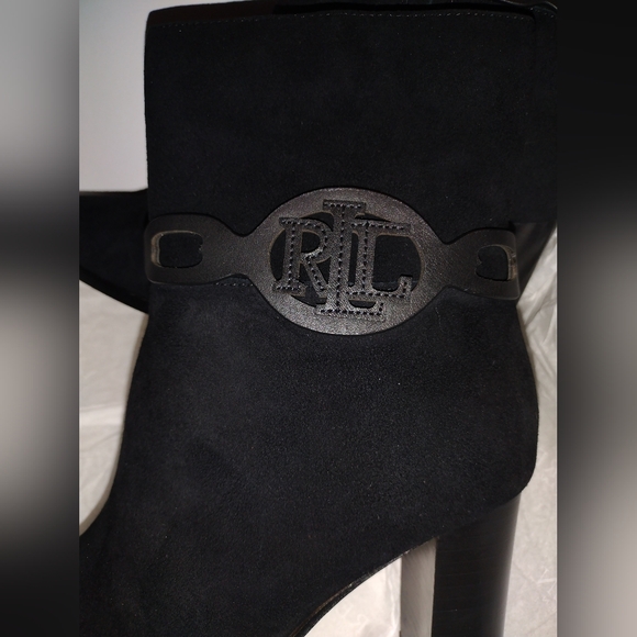 Ralph Lauren Boots - Picture 3 of 9